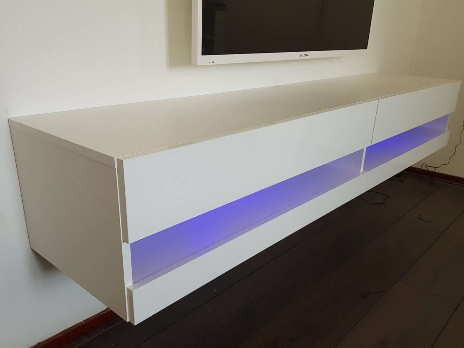 Tv-meubel Bobbie LED Mat wit - Hoogglans wit montage